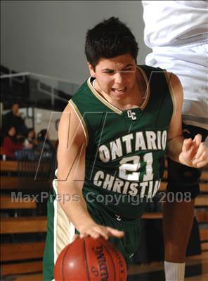 Thumbnail 2 in Flintridge Prep vs. Ontario Christian (SoCal Shootout) photogallery.