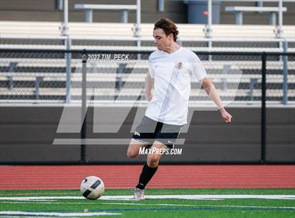 Thumbnail 2 in Esperanza @ El Modena photogallery.