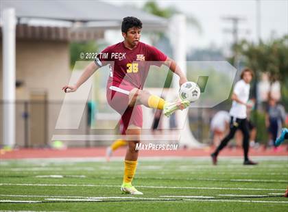 Thumbnail 1 in Esperanza @ El Modena photogallery.