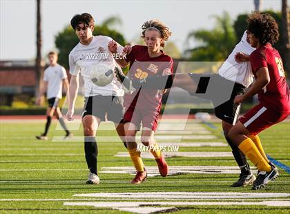 Thumbnail 1 in Esperanza @ El Modena photogallery.
