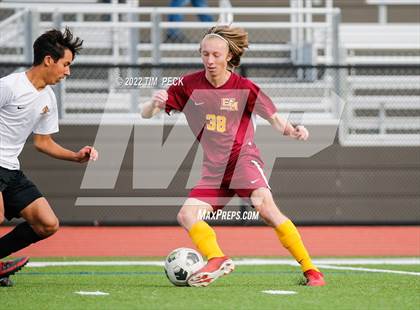 Thumbnail 1 in Esperanza @ El Modena photogallery.