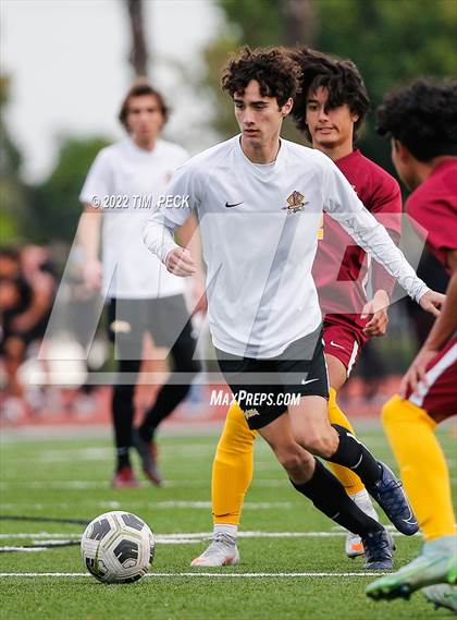 Thumbnail 2 in Esperanza @ El Modena photogallery.