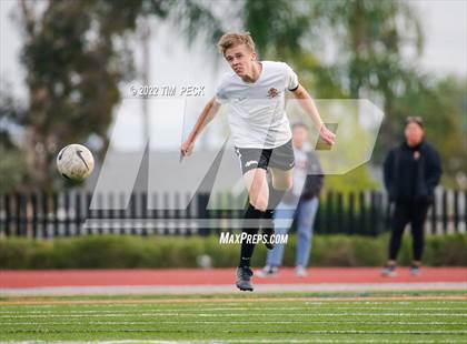 Thumbnail 1 in Esperanza @ El Modena photogallery.