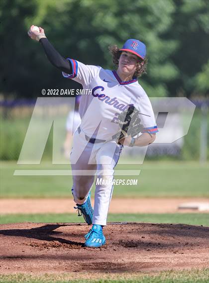 Thumbnail 3 in Pleasant Valley @ Davenport Central photogallery.