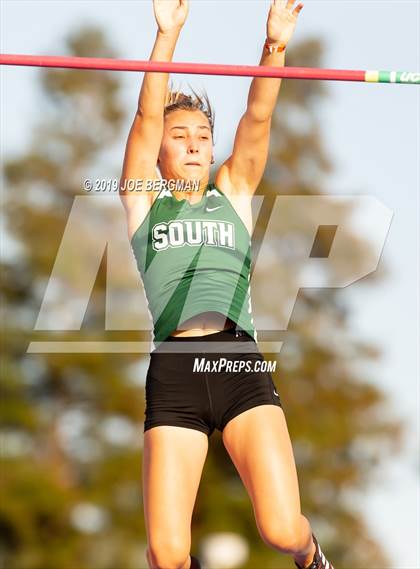 Thumbnail 1 in CIF State Track and Field Championships (Girls Pole Vault - Day 1) photogallery.