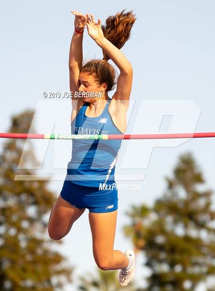 Thumbnail 2 in CIF State Track and Field Championships (Girls Pole Vault - Day 1) photogallery.