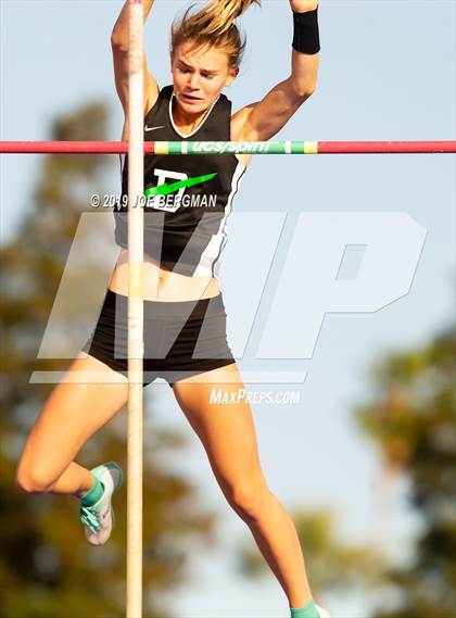 Thumbnail 3 in CIF State Track and Field Championships (Girls Pole Vault - Day 1) photogallery.