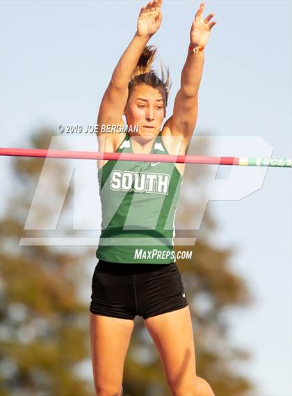 Thumbnail 3 in CIF State Track and Field Championships (Girls Pole Vault - Day 1) photogallery.