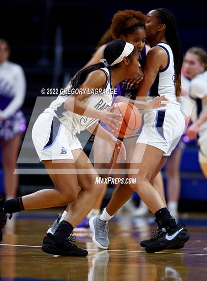 Thumbnail 3 in Timber Creek vs Bell (UIL 6A Bi-District Playoff) photogallery.