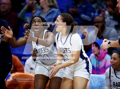 Thumbnail 3 in Timber Creek vs Bell (UIL 6A Bi-District Playoff) photogallery.