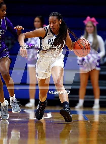Thumbnail 2 in Timber Creek vs Bell (UIL 6A Bi-District Playoff) photogallery.