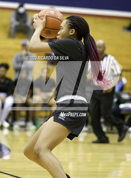 Thumbnail 3 in Tompkins vs Mayde Creek photogallery.
