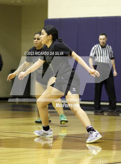 Thumbnail 2 in Tompkins vs Mayde Creek photogallery.