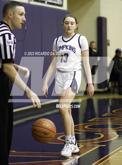 Thumbnail 1 in Tompkins vs Mayde Creek photogallery.