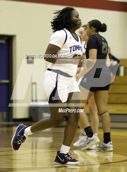 Thumbnail 3 in Tompkins vs Mayde Creek photogallery.
