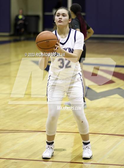 Thumbnail 3 in Tompkins vs Mayde Creek photogallery.