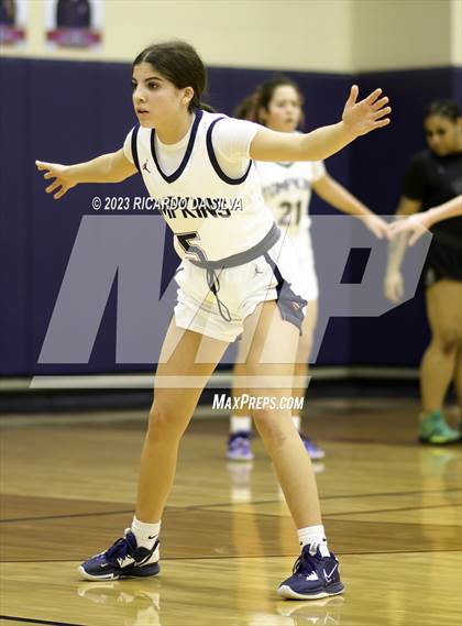 Thumbnail 2 in Tompkins vs Mayde Creek photogallery.