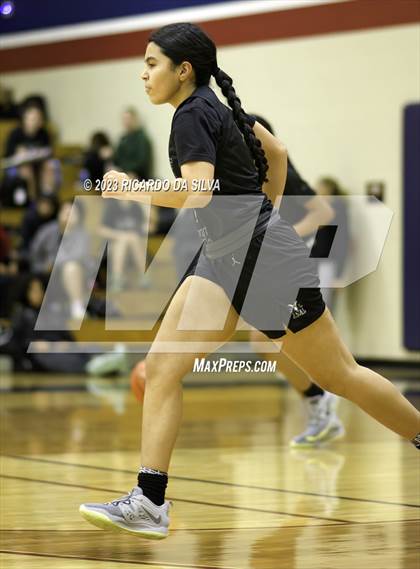 Thumbnail 1 in Tompkins vs Mayde Creek photogallery.