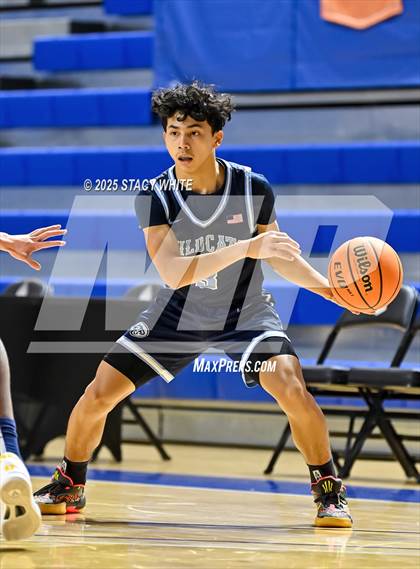 Thumbnail 3 in Wesley Chapel v IMG Varsity Gray (IMG Ascender Classic) photogallery.