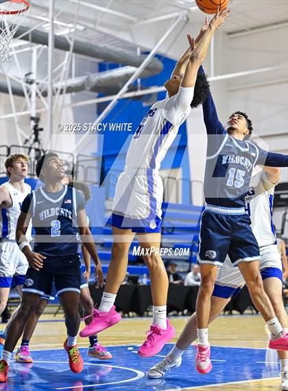Thumbnail 2 in Wesley Chapel v IMG Varsity Gray (IMG Ascender Classic) photogallery.