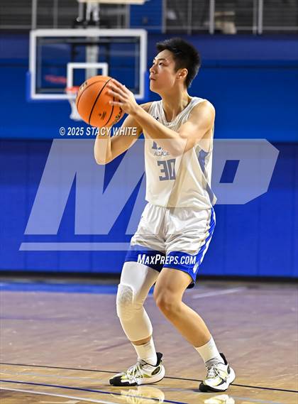 Thumbnail 2 in Wesley Chapel v IMG Varsity Gray (IMG Ascender Classic) photogallery.