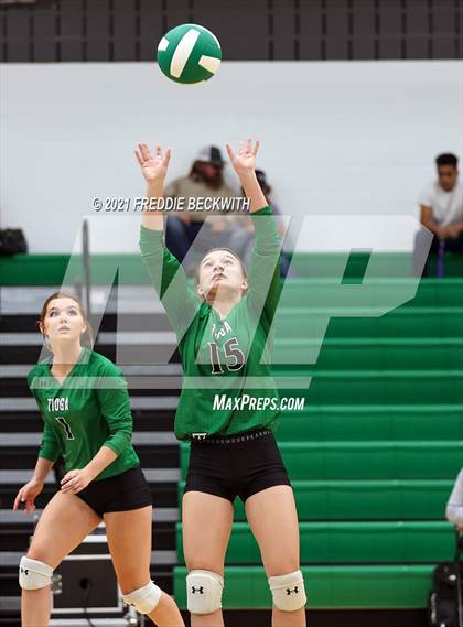 Thumbnail 2 in Sam Rayburn @ Tioga photogallery.