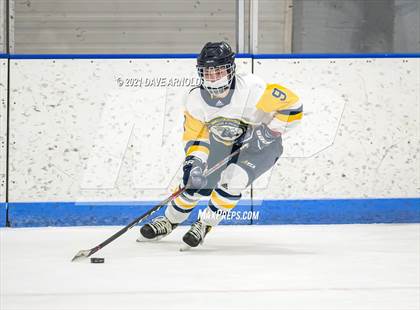 Thumbnail 2 in Buckingham Browne & Nichols @ Noble & Greenough (Scrimmage) photogallery.