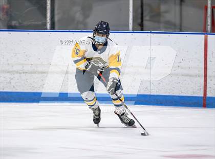 Thumbnail 2 in Buckingham Browne & Nichols @ Noble & Greenough (Scrimmage) photogallery.