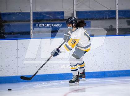 Thumbnail 3 in Buckingham Browne & Nichols @ Noble & Greenough (Scrimmage) photogallery.