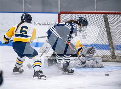 Thumbnail 1 in Buckingham Browne & Nichols @ Noble & Greenough (Scrimmage) photogallery.