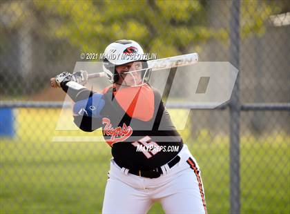 Thumbnail 2 in Illini Bluffs @ Deer Creek-Mackinaw photogallery.