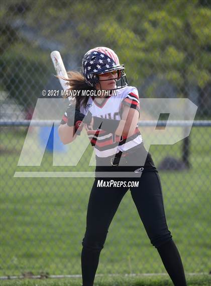 Thumbnail 1 in Illini Bluffs @ Deer Creek-Mackinaw photogallery.