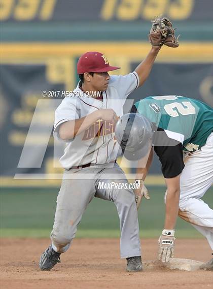 Thumbnail 3 in Long Beach Poly vs Woodrow Wilson photogallery.
