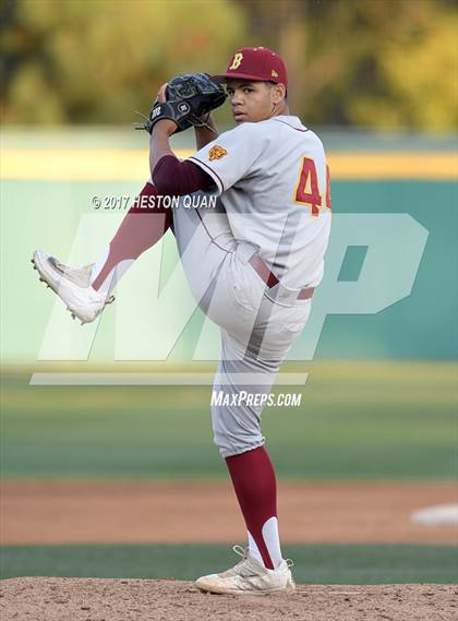Thumbnail 2 in Long Beach Poly vs Woodrow Wilson photogallery.