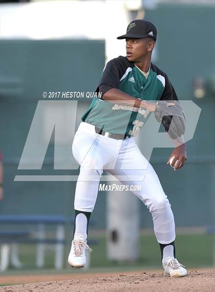 Thumbnail 2 in Long Beach Poly vs Woodrow Wilson photogallery.