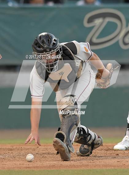 Thumbnail 2 in Long Beach Poly vs Woodrow Wilson photogallery.
