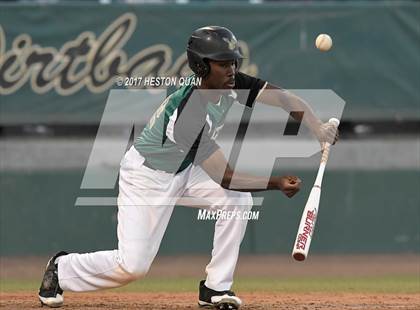 Thumbnail 2 in Long Beach Poly vs Woodrow Wilson photogallery.