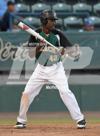 Thumbnail 1 in Long Beach Poly vs Woodrow Wilson photogallery.