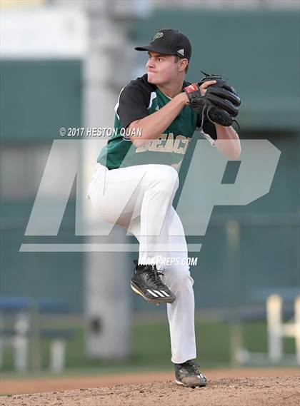 Thumbnail 1 in Long Beach Poly vs Woodrow Wilson photogallery.
