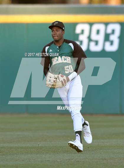 Thumbnail 3 in Long Beach Poly vs Woodrow Wilson photogallery.