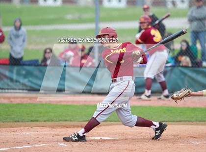 Thumbnail 3 in Rocky Mountain vs Legacy (CHSAA 5A Regional Playoff) photogallery.