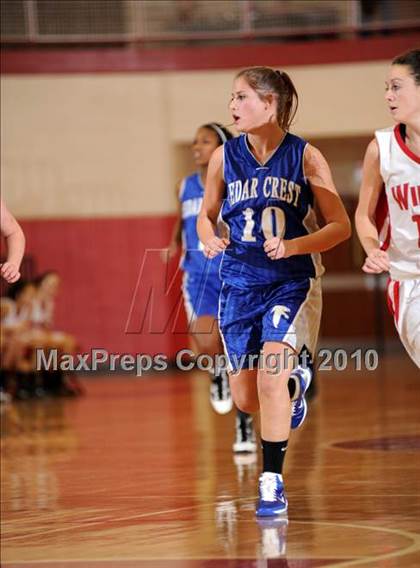 Thumbnail 2 in Cedar Crest vs. Wilson (Wilson Holiday Tournament) photogallery.