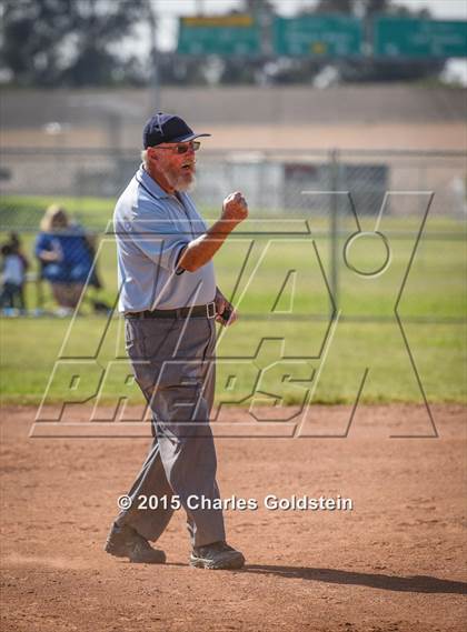 Thumbnail 1 in Agoura vs. Mission Viejo photogallery.