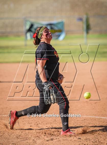 Thumbnail 2 in Agoura vs. Mission Viejo photogallery.