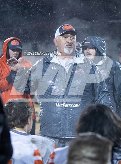 Thumbnail 1 in Atascadero vs Colusa (CIF Div 6-A Regional Final) photogallery.