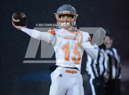 Thumbnail 3 in Atascadero vs Colusa (CIF Div 6-A Regional Final) photogallery.