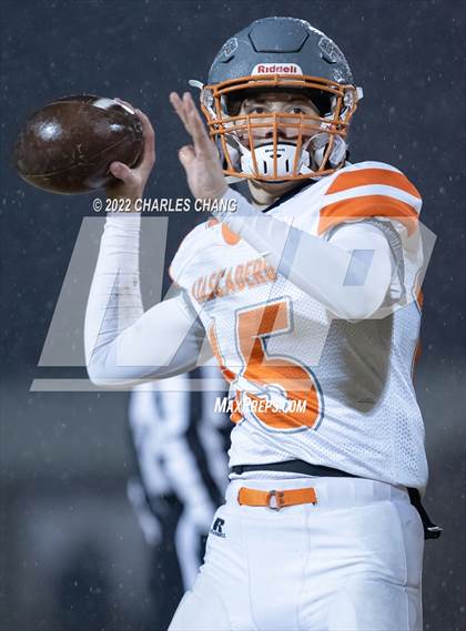 Thumbnail 2 in Atascadero vs Colusa (CIF Div 6-A Regional Final) photogallery.