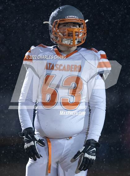 Thumbnail 1 in Atascadero vs Colusa (CIF Div 6-A Regional Final) photogallery.