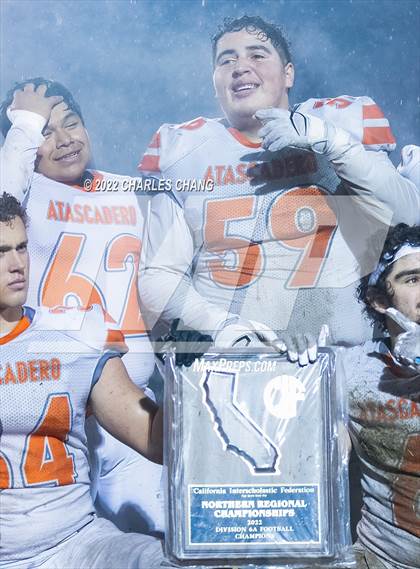 Thumbnail 3 in Atascadero vs Colusa (CIF Div 6-A Regional Final) photogallery.