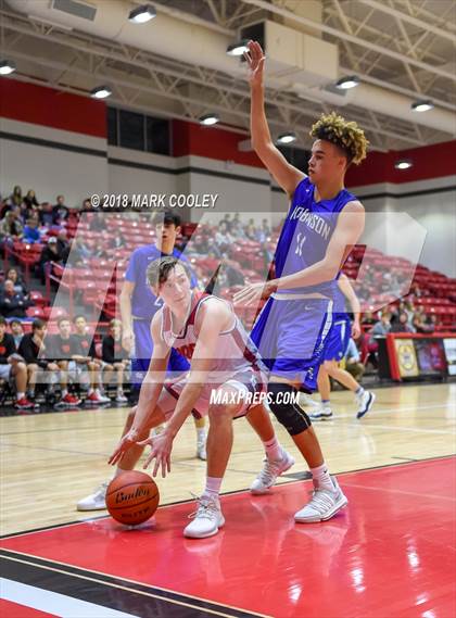 Thumbnail 2 in Lorena vs. Robinson photogallery.